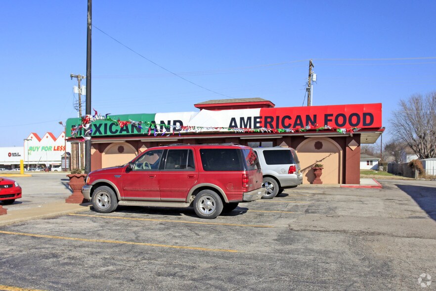 2631 SW 29th St, Oklahoma City, OK for sale - Building Photo - Image 2 of 2