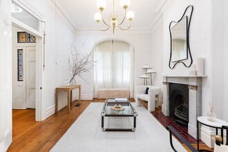 168 Pacific Hwy, North Sydney à louer Photo intérieure- Image 1 de 3