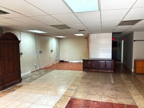 27665 Old Us-41 Rd, Bonita Springs, FL à louer Photo intérieure- Image 2 de 7