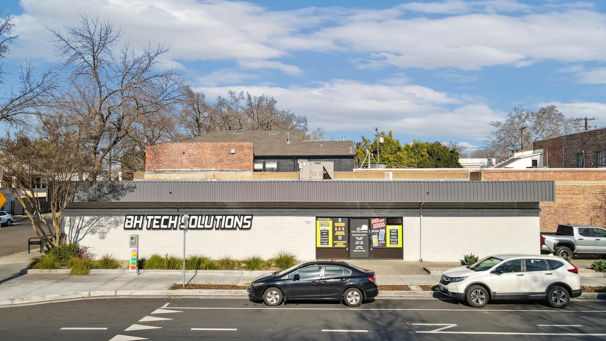1701 Broadway, Sacramento, CA for lease Primary Photo- Image 1 of 6