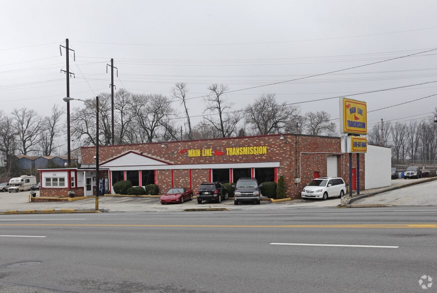 235 W Lancaster Ave, Paoli, PA for sale - Primary Photo - Image 1 of 3