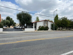 10230-10234 Canoga Ave, Chatsworth, CA for lease Building Photo- Image 1 of 2
