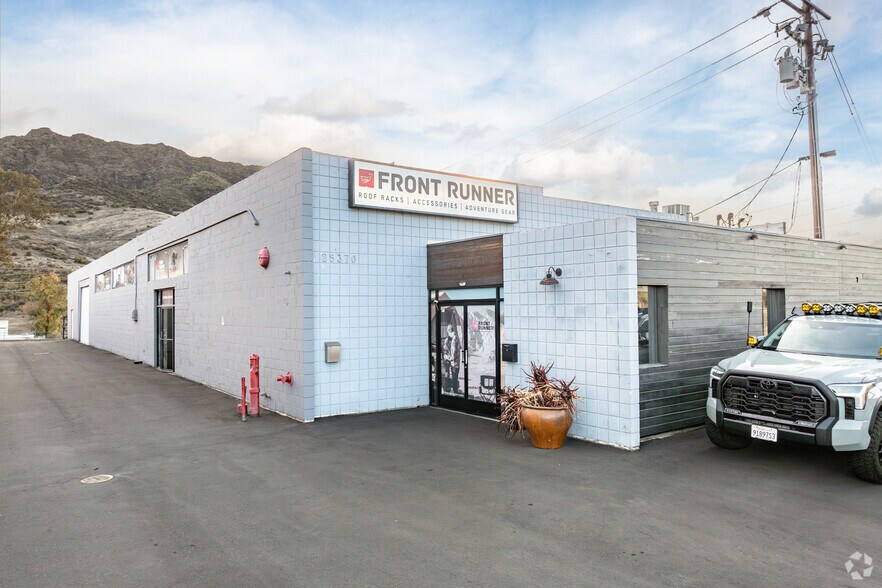 29360-29370 Roadside Dr, Agoura Hills, CA à louer - Photo du bâtiment - Image 2 de 14