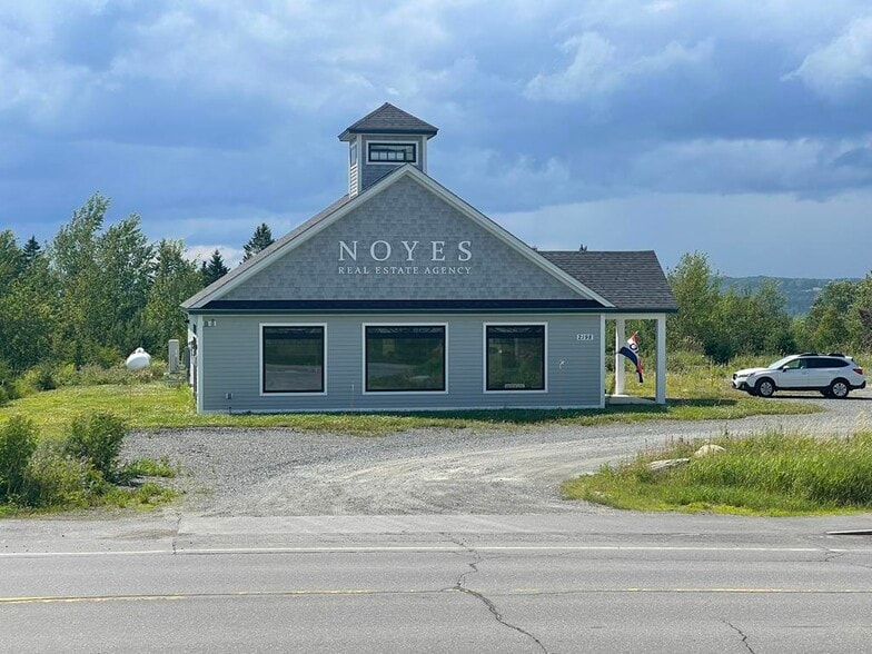 2198 Main st, Rangeley, ME for sale - Building Photo - Image 2 of 3