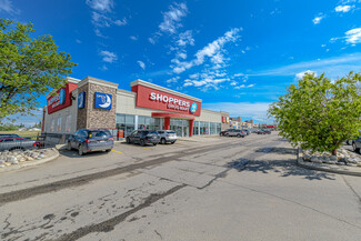 Plus de détails pour 10712 80th Ave, Grande Prairie, AB - Local commercial à louer