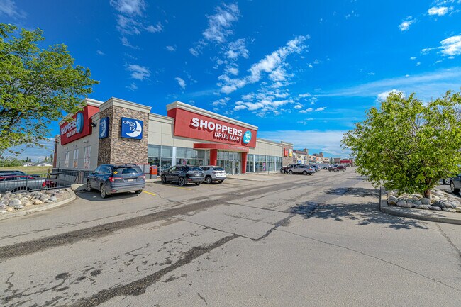 More details for 10712 80th Ave, Grande Prairie, AB - Retail for Lease