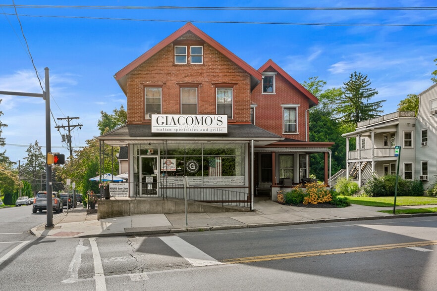 700 Cattell St, Easton, PA for sale - Primary Photo - Image 1 of 42