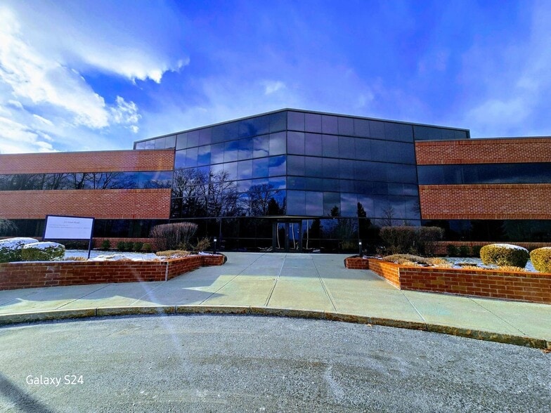 9 Cornell Rd, Latham, NY for lease - Building Photo - Image 1 of 12