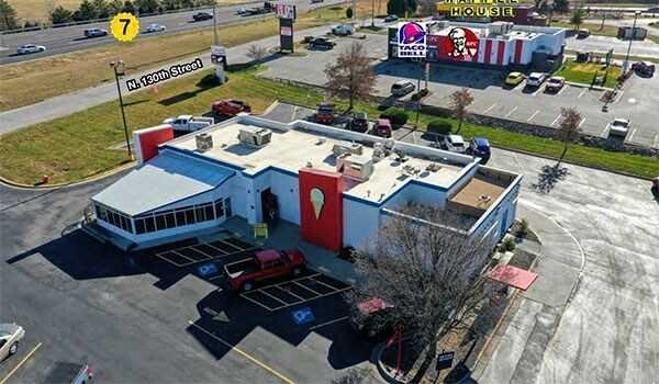 24 N 130th St, Bonner Springs, KS à louer - Photo du bâtiment - Image 3 de 4