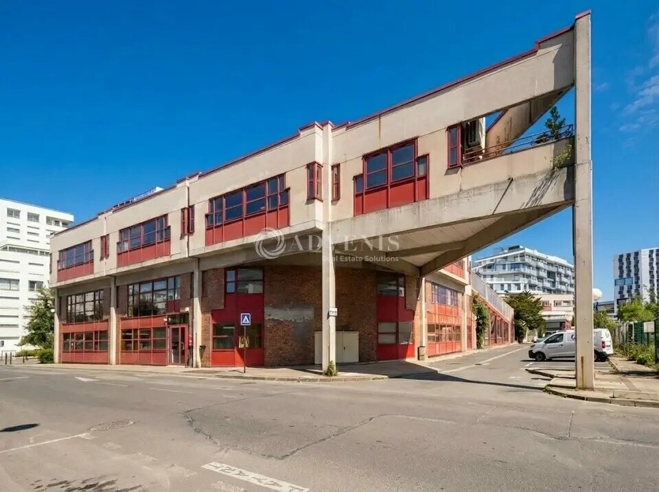 Bureau dans Saint-Denis à vendre Photo du bâtiment- Image 1 de 14