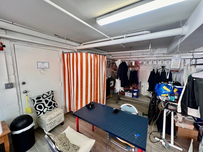 515 4th St, Hoboken, NJ for lease - Interior Photo - Image 2 of 6