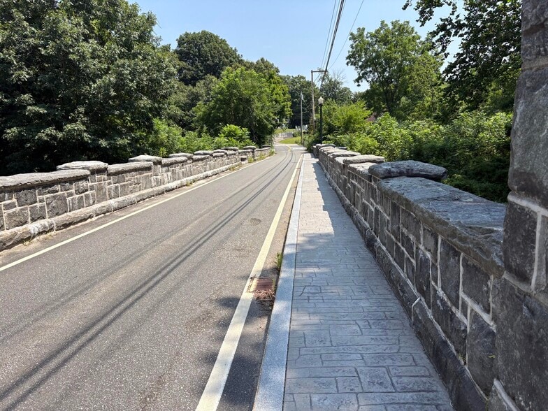 125 Yantic Rd, Norwich, CT for sale - Building Photo - Image 3 of 27