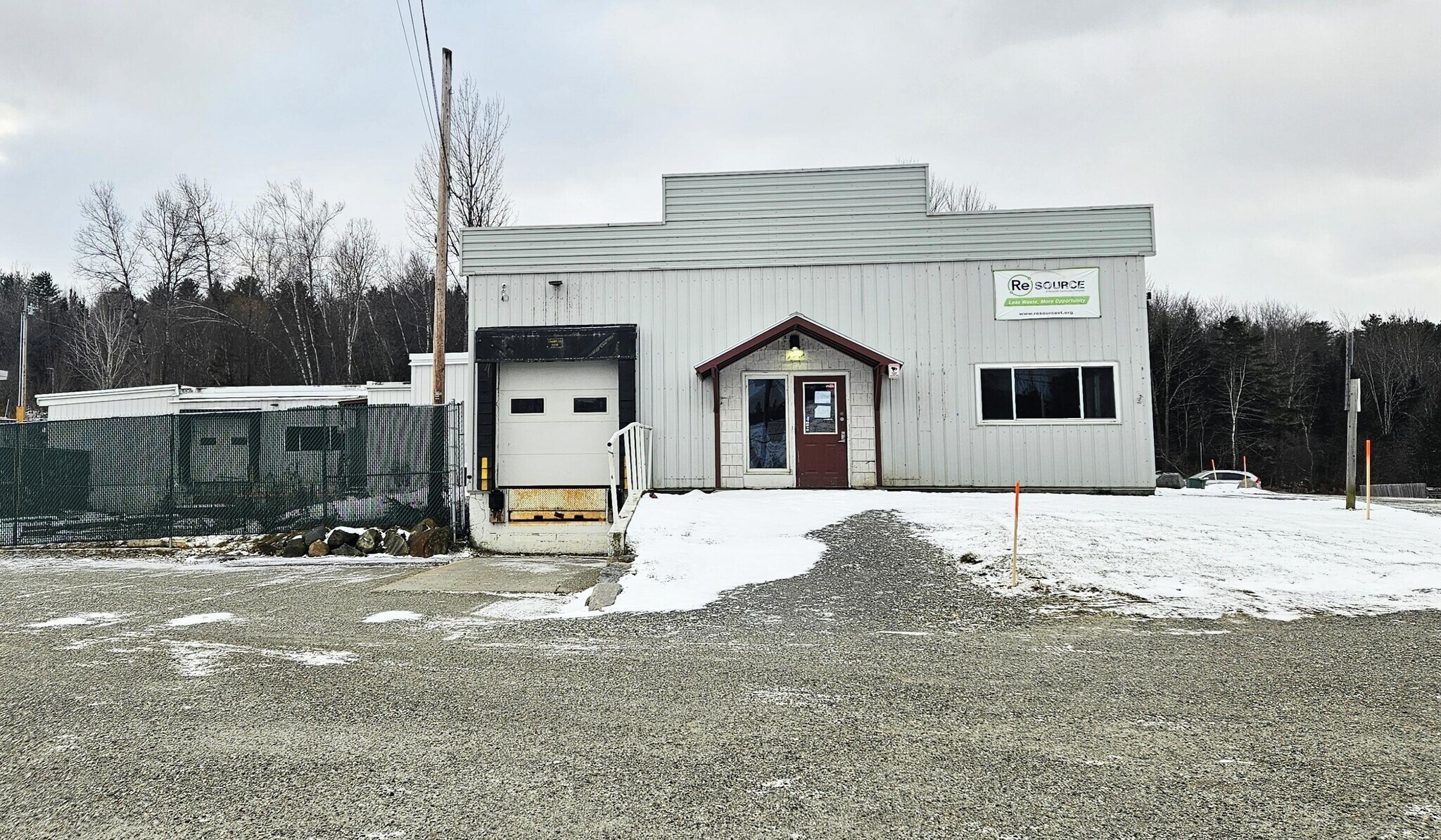 590 E Main St, Hyde Park, VT for lease Building Photo- Image 1 of 5