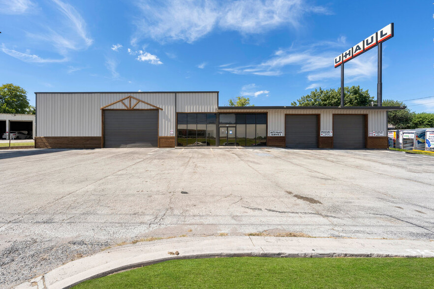 950 Interstate 35 S, New Braunfels, TX à vendre - Photo du b timent - Image 1 de 28