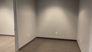 580 Decker Dr, Irving, TX for lease - Commercial Listing Video 