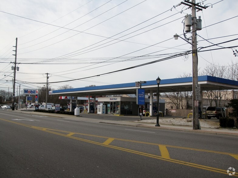 840 Elmont Rd, Elmont, NY for lease - Building Photo - Image 3 of 4