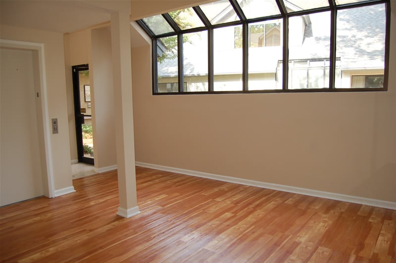 35 Bill Fries Dr, Hilton Head Island, SC for sale Interior Photo- Image 1 of 3