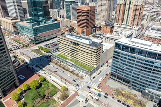 400 E Pratt St, Baltimore, MD - AERIAL  map view