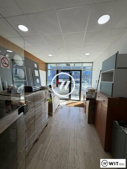 Flex dans Domont à louer - Photo du bâtiment - Image 3 de 12