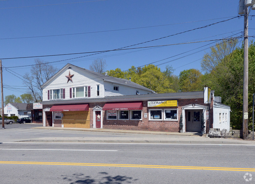 615-619 Putnam Pike, Greenville, RI à vendre - Photo principale - Image 1 de 1