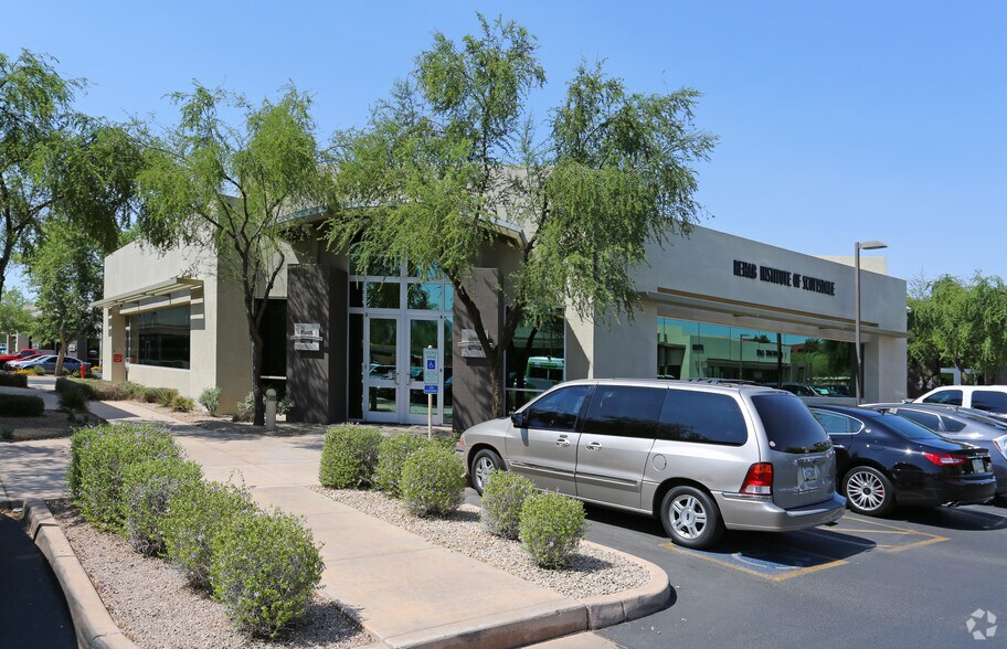 10245 N 92nd St, Scottsdale, AZ à vendre - Photo du bâtiment - Image 2 de 6