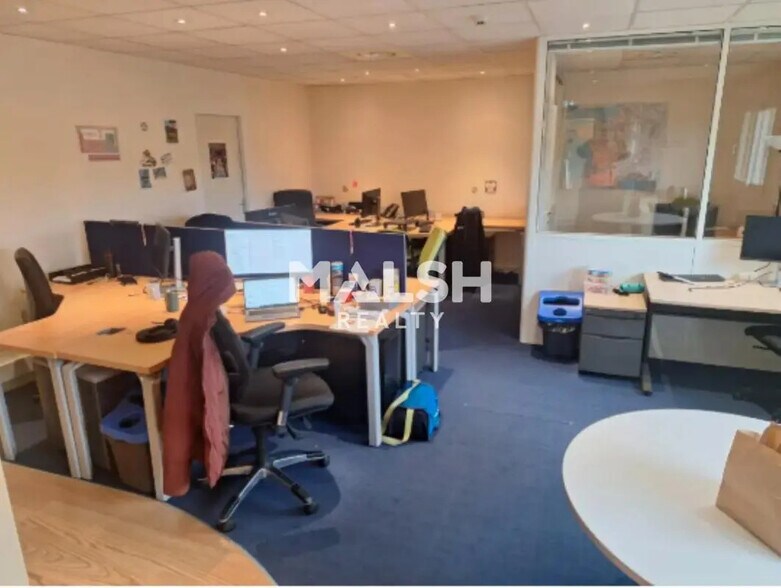 Bureau dans Chassieu à louer - Photo intérieure - Image 3 de 5