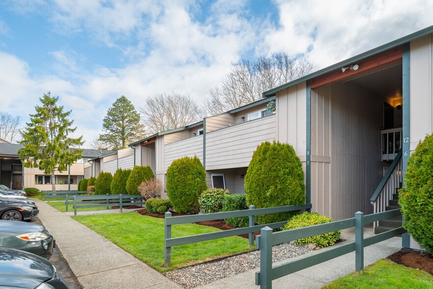 1717 Texas St, Bellingham, WA for sale - Building Photo - Image 3 of 6