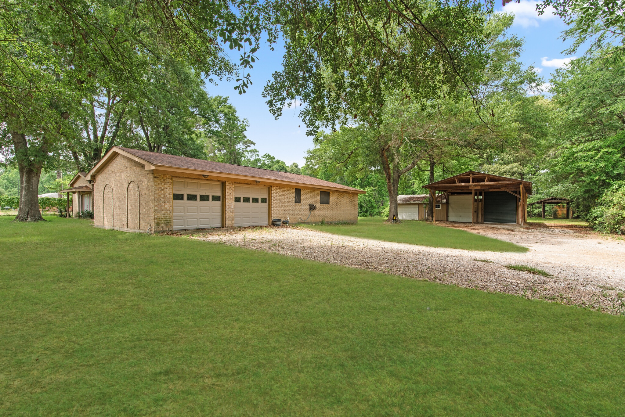 18222 W FM 1097 Rd, Montgomery, TX for lease Primary Photo- Image 1 of 71