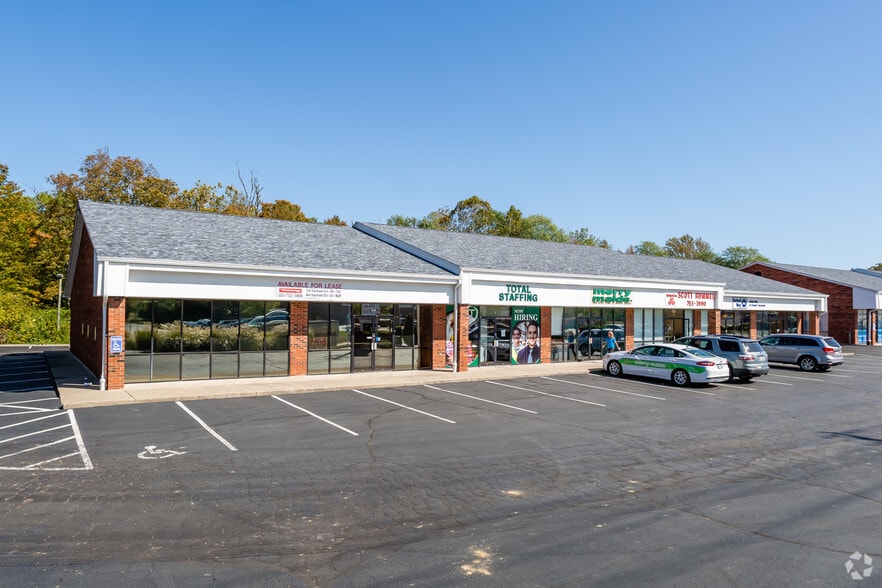 948 Old State Route 74, Cincinnati, OH à vendre - Photo du bâtiment - Image 2 de 9