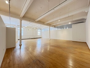 2026 Murray Hill Rd, Cleveland, OH for lease Interior Photo- Image 2 of 5