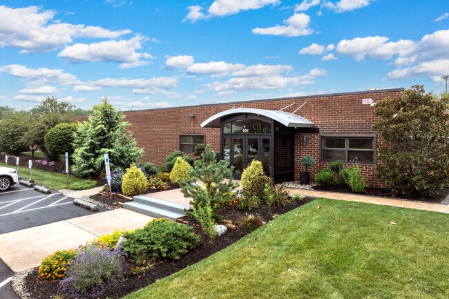 More details for 101 Friends Ln, Newtown, PA - Flex for Lease