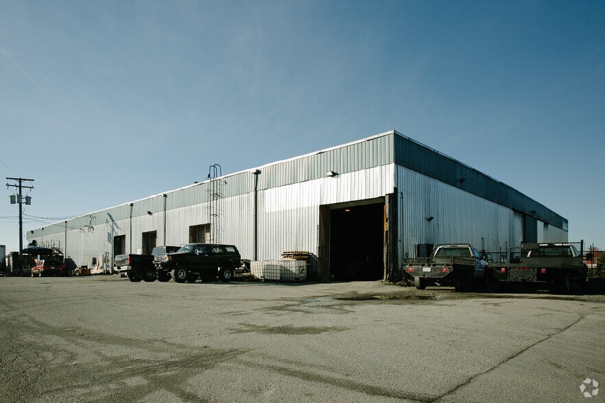 8-10 King Edward St, Coquitlam, BC for sale - Primary Photo - Image 1 of 1