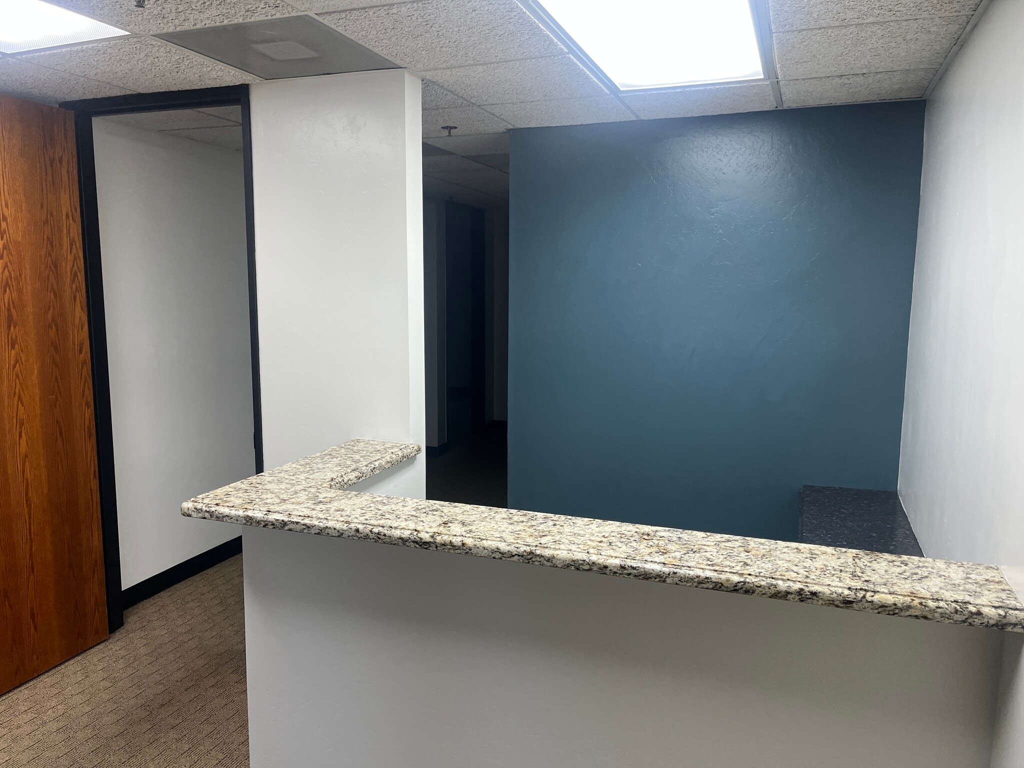 841 Mohawk St, Bakersfield, CA for lease Building Photo- Image 1 of 4