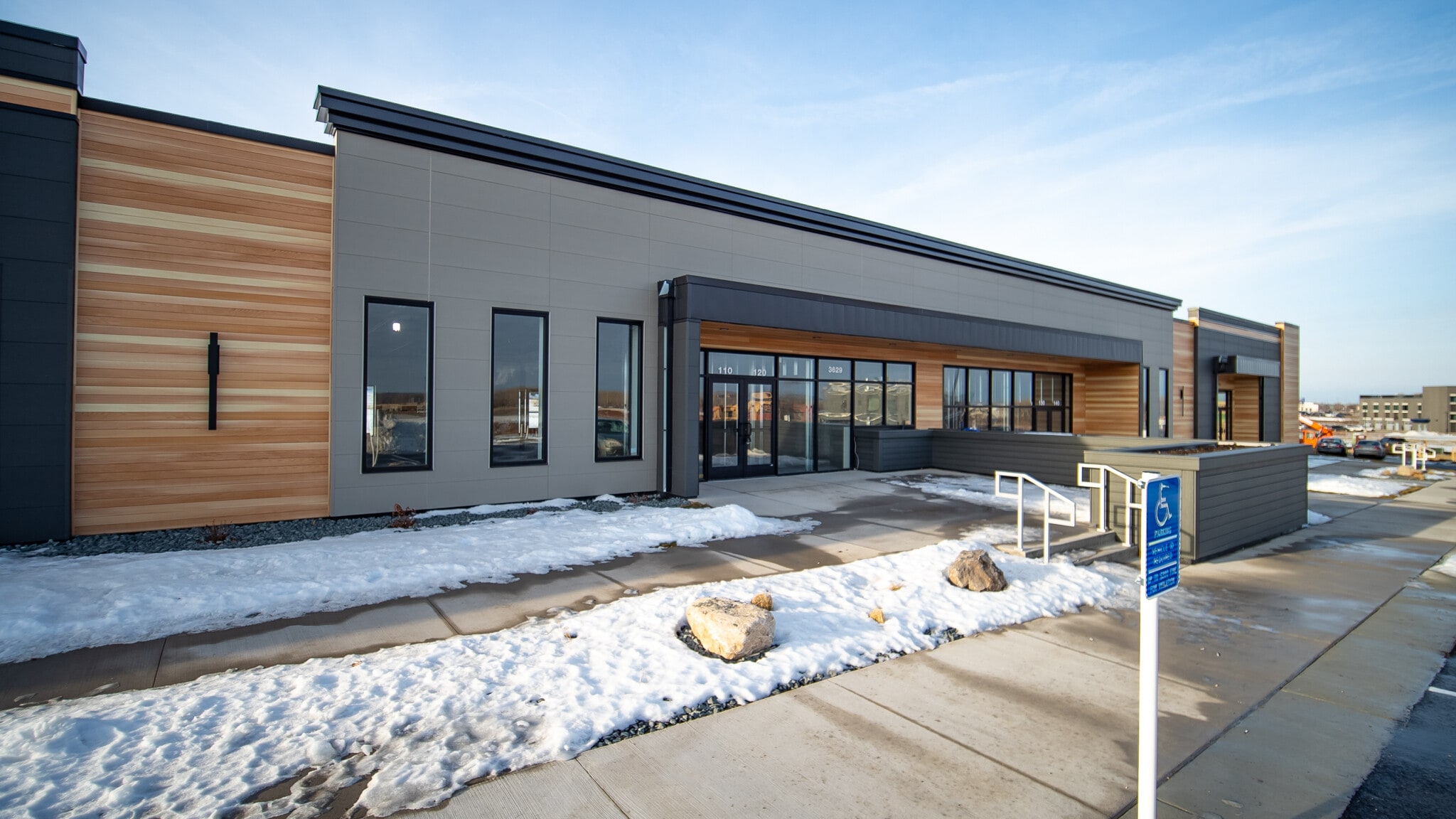 3629 Sarah Pl NW, Rochester, MN for lease Interior Photo- Image 1 of 5