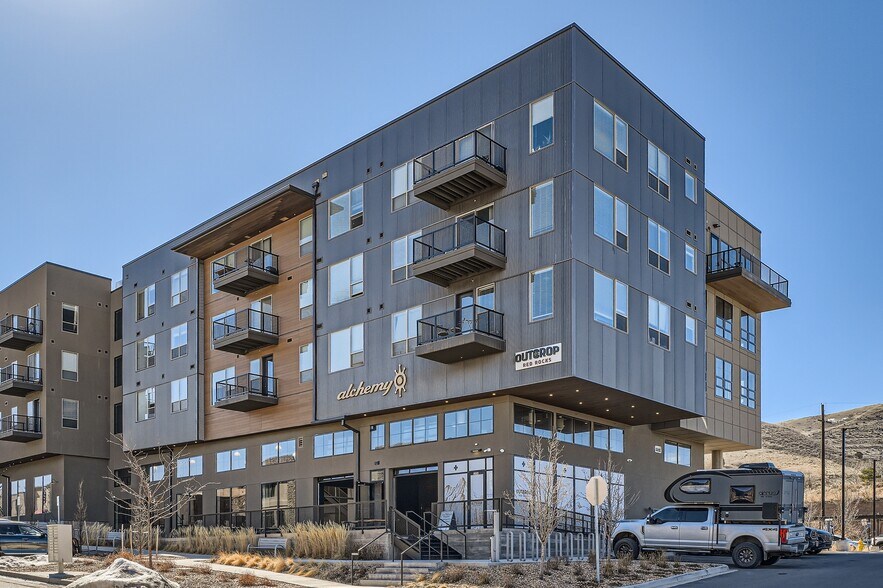 18475 Colfax Ave, Golden, CO à vendre - Photo du bâtiment - Image 1 de 84