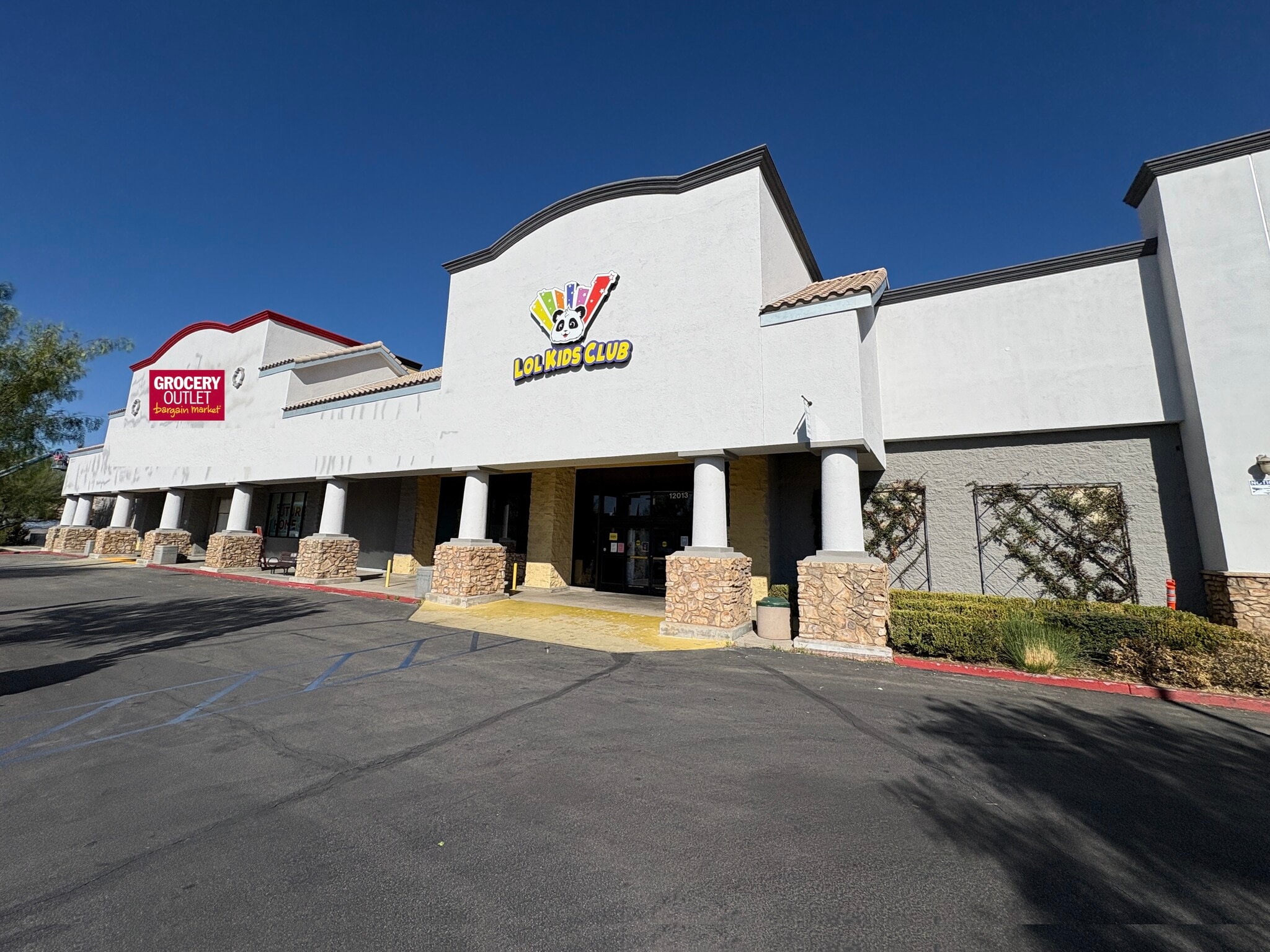 34366 Yucaipa Blvd, Yucaipa, CA for lease Building Photo- Image 1 of 3