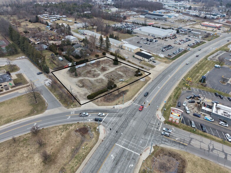 12945 Adams Rd, Granger, IN à louer - Photo du bâtiment - Image 2 de 7