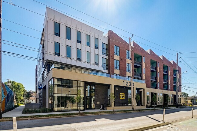 Plus de détails pour 1233 Shelby St, Indianapolis, IN - Commerce de détail à louer