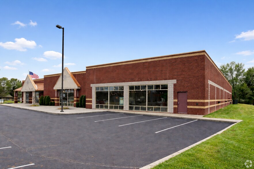907 W Main St, Lebanon, TN à vendre - Photo du bâtiment - Image 2 de 3