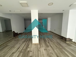 Retail in Cáceres, Cáceres for lease Interior Photo- Image 2 of 7