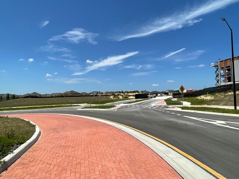 910 Citrus Grove Road, Minneola, FL à vendre - Photo du bâtiment - Image 2 de 5