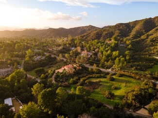 Plus de détails pour 2175 Cold Canyon Rd, Calabasas, CA - Soins de santé à vendre