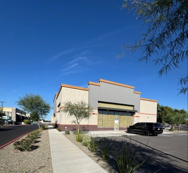 4676 S Higley Rd, Gilbert, AZ for lease Building Photo- Image 1 of 6