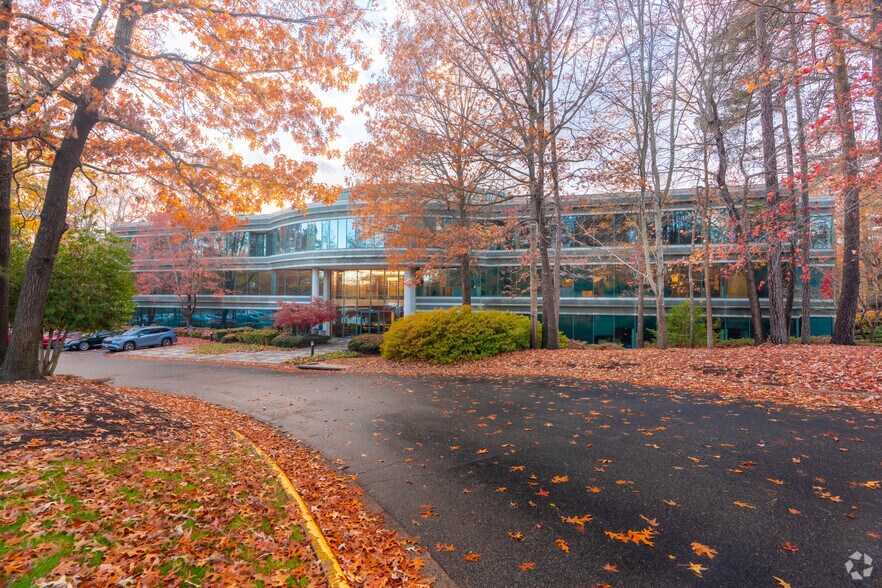 9201 Arboretum Pky, Richmond, VA à louer - Photo du bâtiment - Image 2 de 7