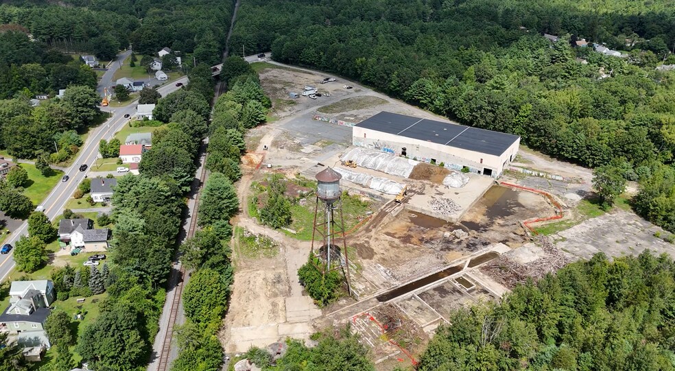 Lot 21-23 Holman St, Baldwinville, MA à vendre - Photo du bâtiment - Image 2 de 10