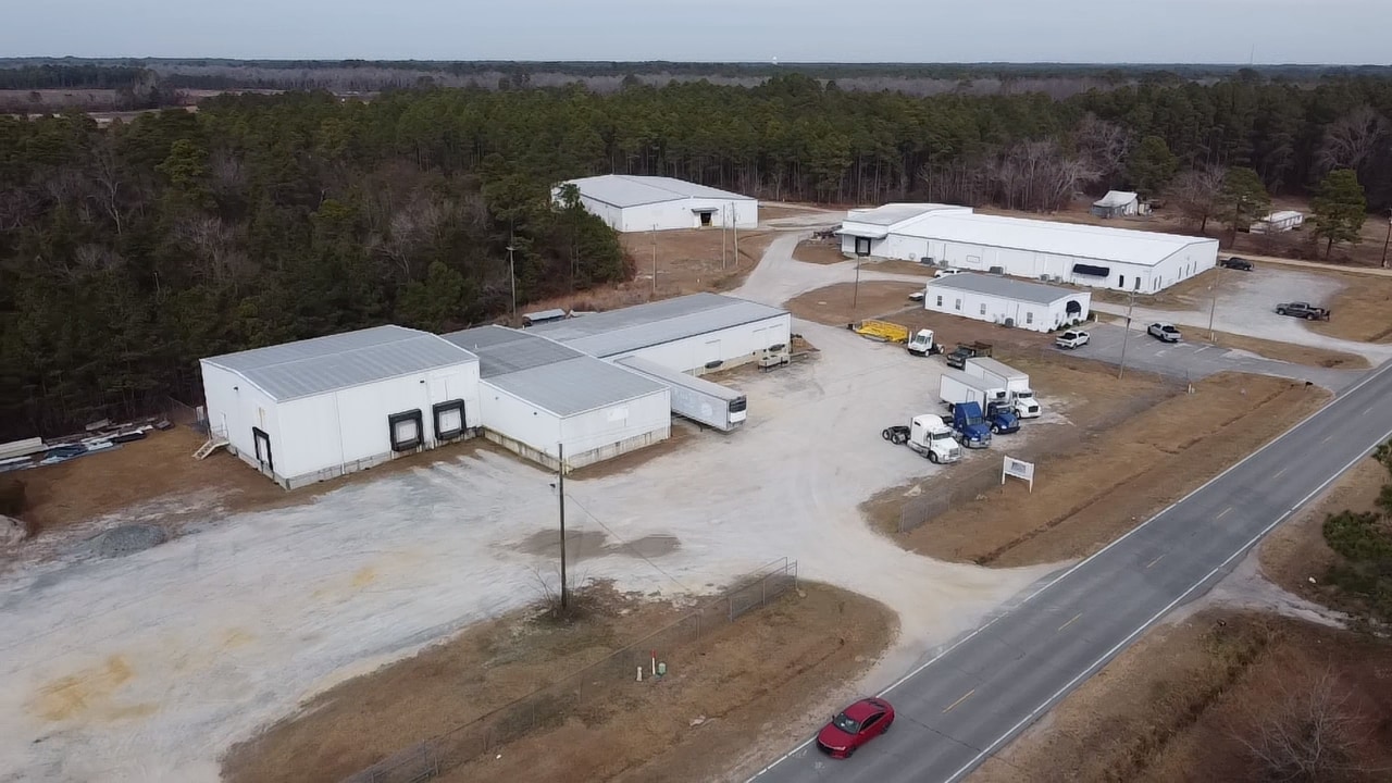 11375 US-701 Hwy, Elizabethtown, NC for sale Primary Photo- Image 1 of 69