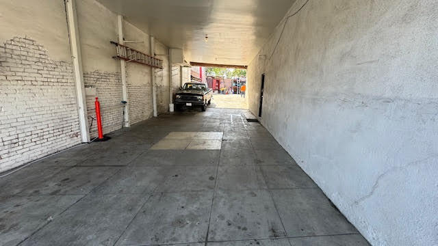 1485 Lincoln Ave, Pasadena, CA à vendre - Photo intérieure - Image 3 de 21