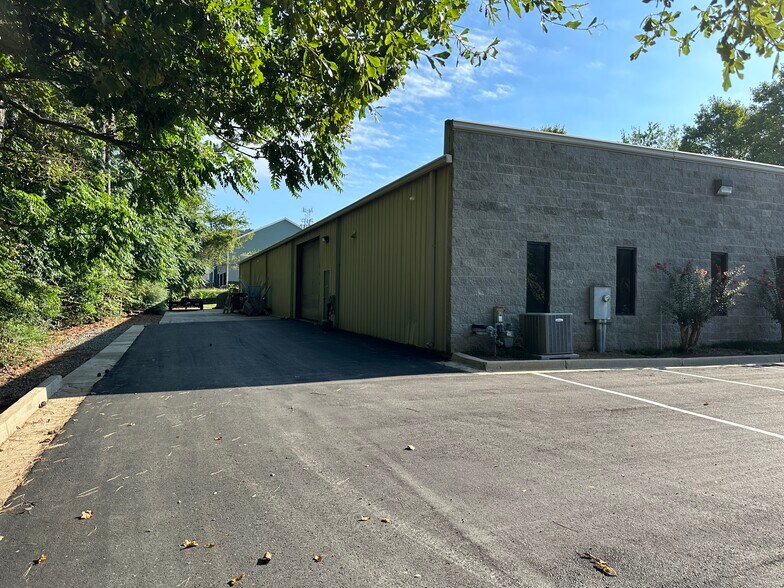 724 Fairgate Rd, Marietta, GA à vendre - Photo du bâtiment - Image 3 de 12