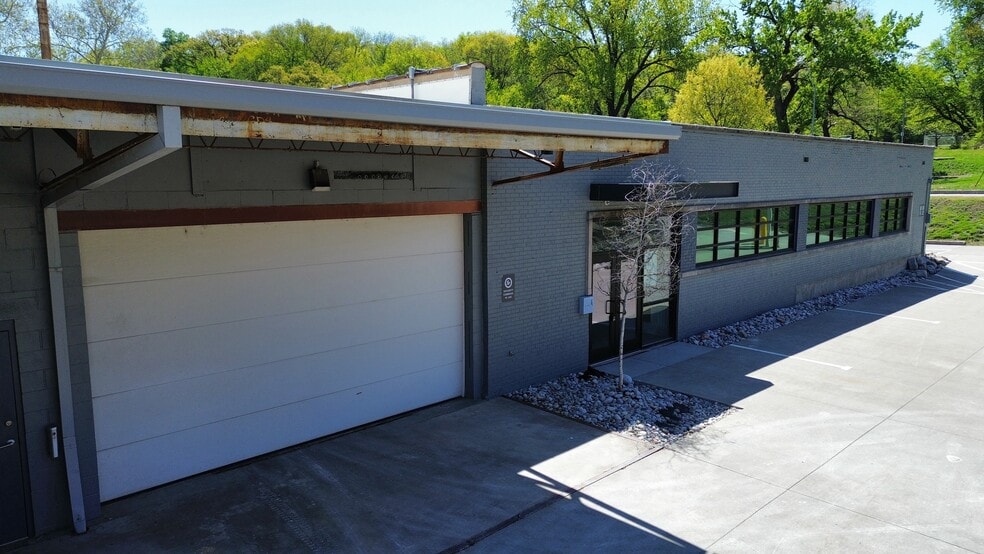 3612 Karnes Rd, Kansas City, MO for lease - Building Photo - Image 2 of 10