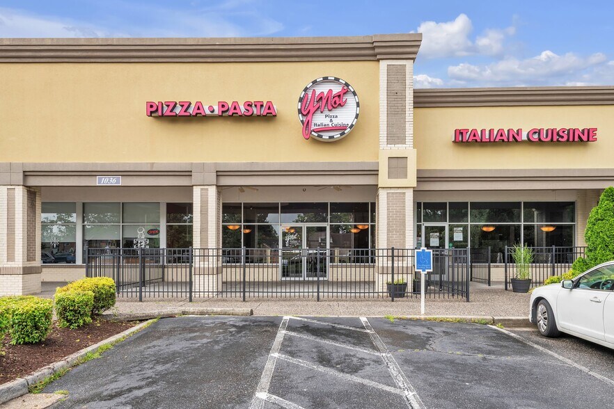 1036 Volvo Pky, Chesapeake, VA à vendre - Photo du bâtiment - Image 3 de 43